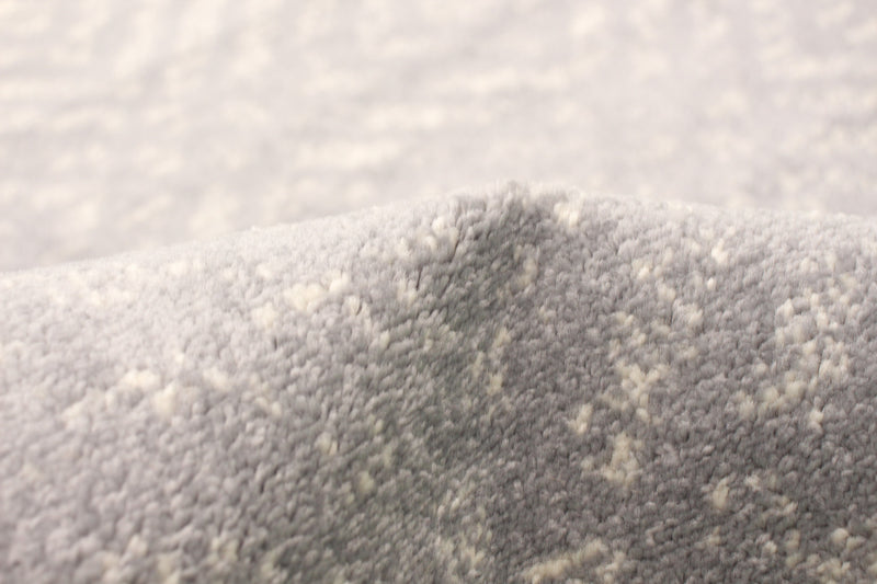 Electra Silver Area Rug - 3'11\" x 5'7\"