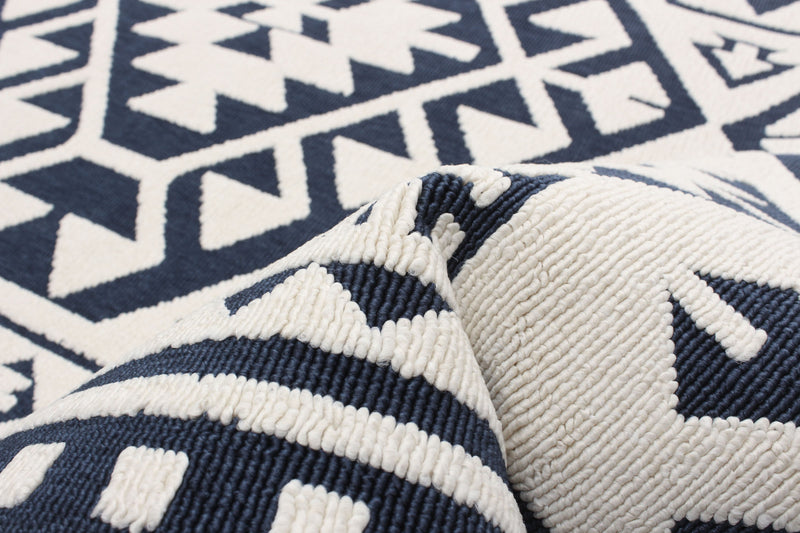 Gaia Blue 6'7\" x 9'6\" Area Rug