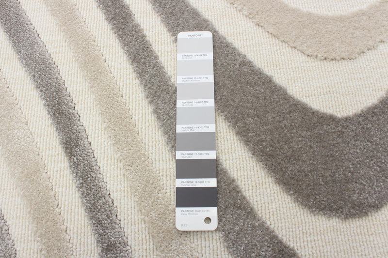 Nikkos Ivory 2'8\" x 4'11\" Area Rug