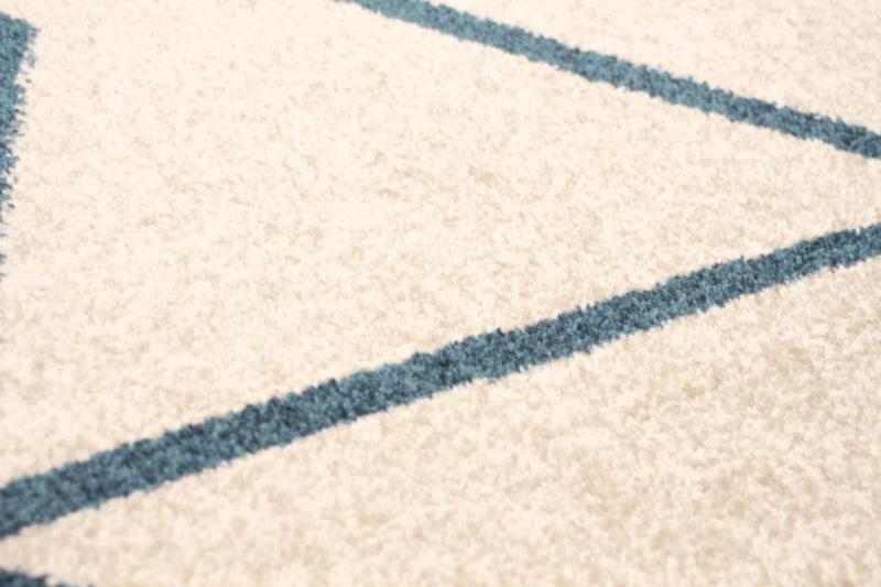 Anandi Ivory-Blue Area Rug - 5'3\" x 7'3\"