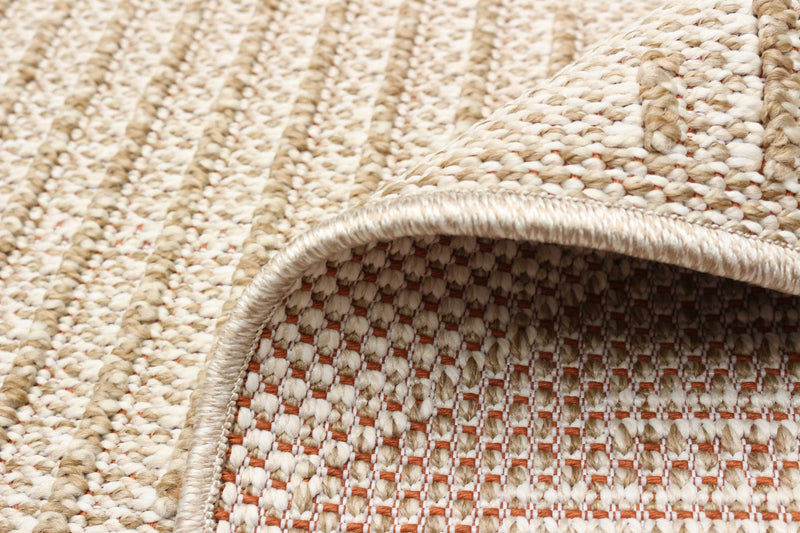 Xantha Taupe Area Rug - 4'0\" x 6'0\"