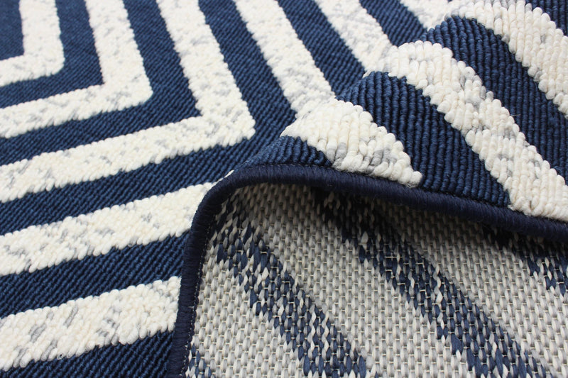 Dodie Blue-Ivory 5'3\" x 7'7\" Area Rug