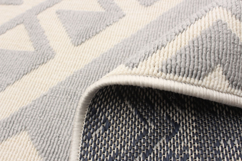 Gaia Light Grey 4'7\" x 6'7\" Area Rug